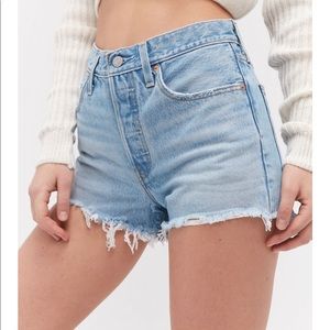 NWT Original Fit Levi 501 shorts